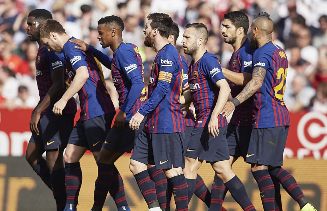 关于橄榄球官方公布最新积分榜，悬念再起的信息