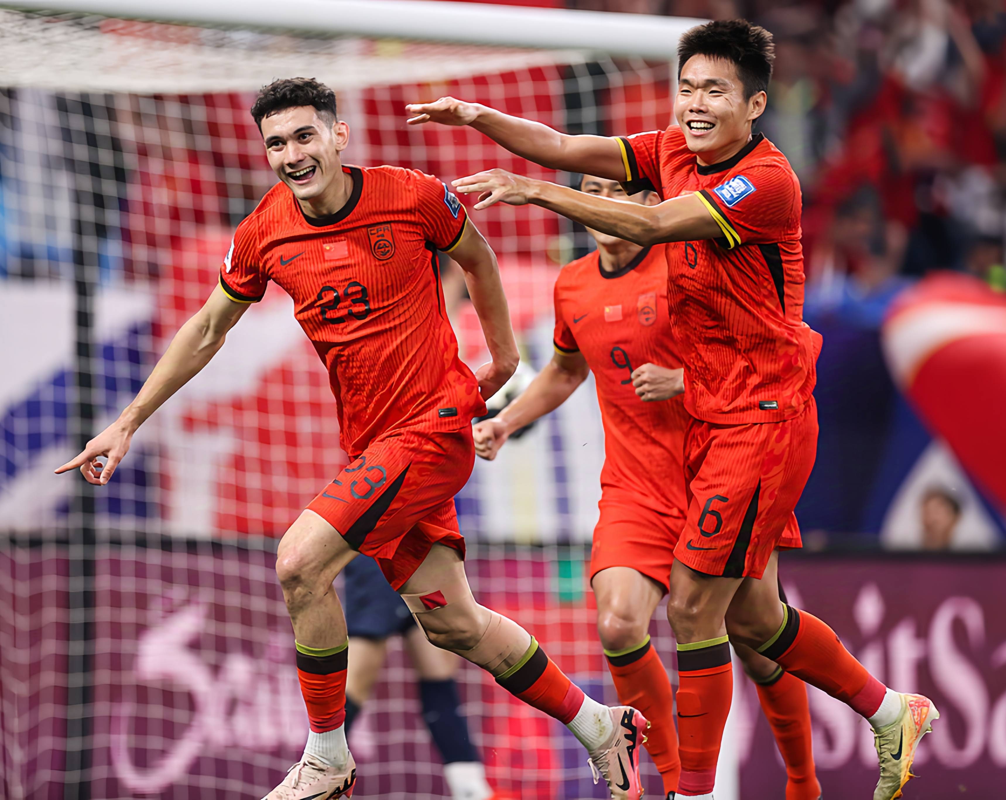 亚洲杯选手赛后落泪,背后故事感人 亚洲杯选手赛后落泪,背后故事感人