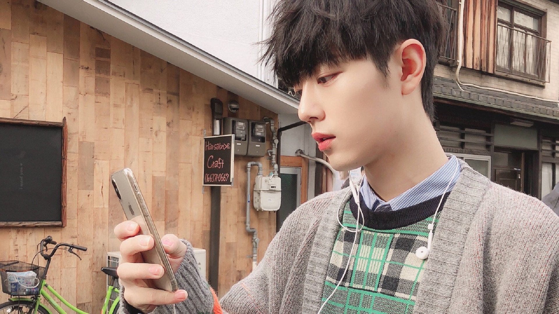 双线风暴,恩比德轰下50分统治禁区,绿军加时鏖战擒森林狼显冠军韧性