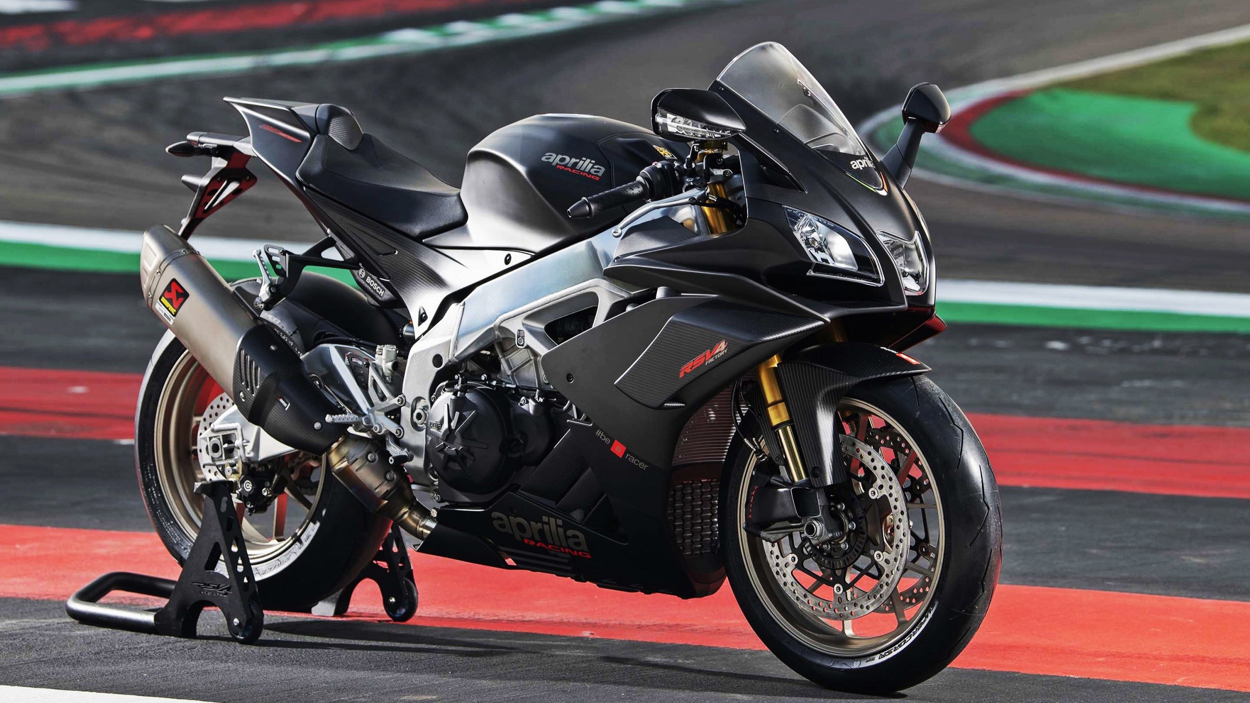 当格子军团撕碎彩虹，佩德里一传一射定义淘汰赛唯一性