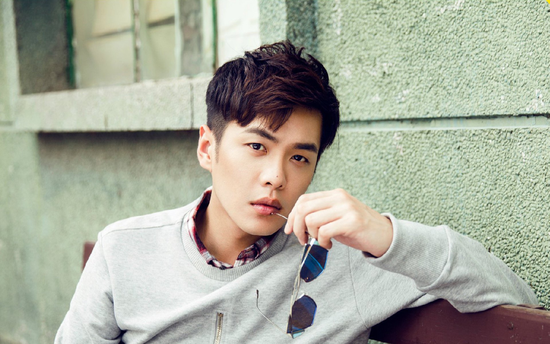 从孔德爆发到乌克兰奇迹，双重奏响的胜利与重生