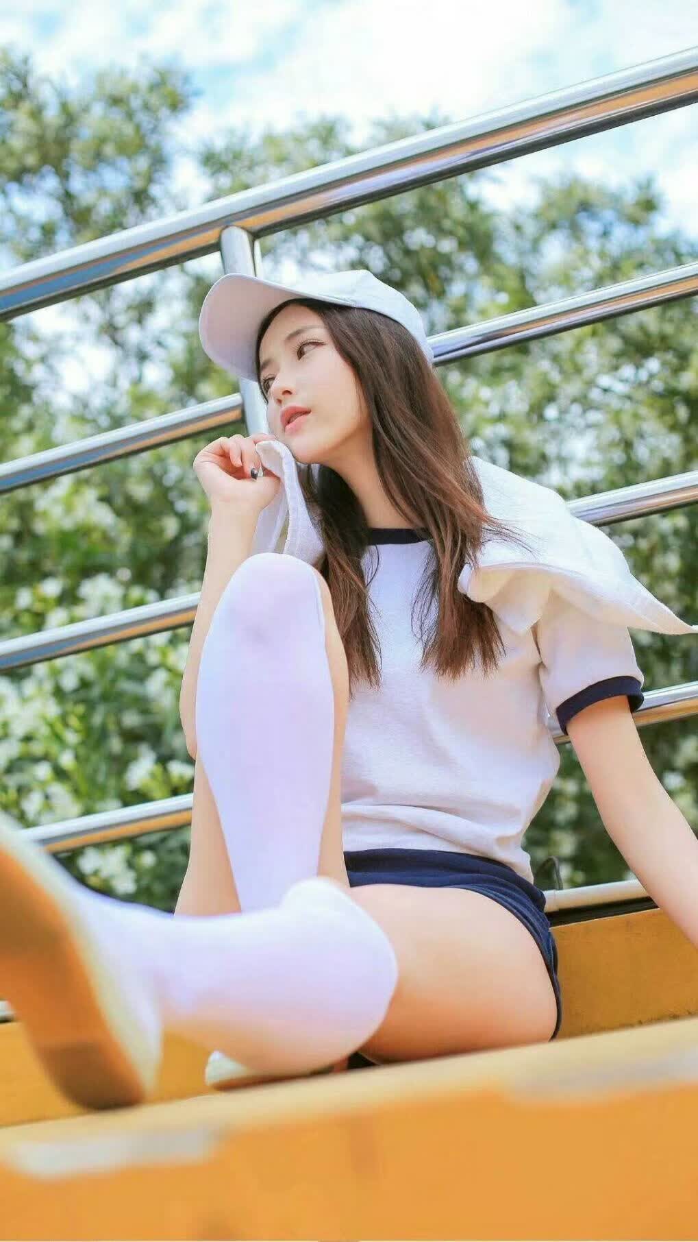 蓝白之魂染绿洲，苏亚雷斯归化绝唱，乌兹别克斯坦掀翻两河流域铁骑